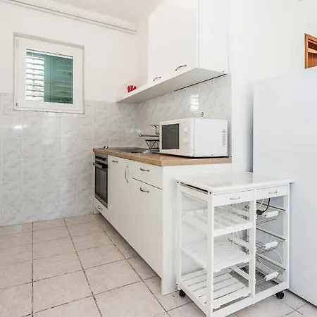 Apartment In With House Sea View Jezera