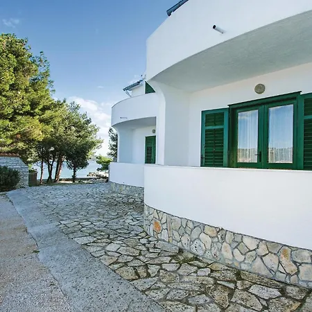 Apartment In With House Sea View