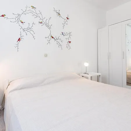 One-bedroom In *